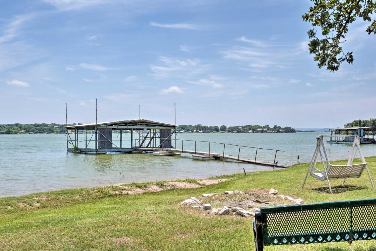 Rustic Lake Buchanan Hideaway With Game Room And Grill Tow Exterior photo